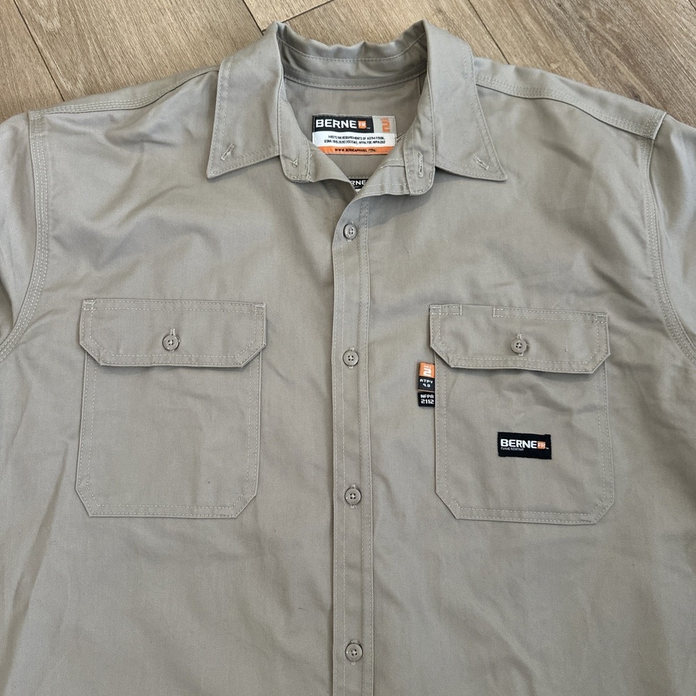 Berne Mens Khaki Cotton Blend FR Button Down Workshirt XL HRC 2 Fire Resistant‎